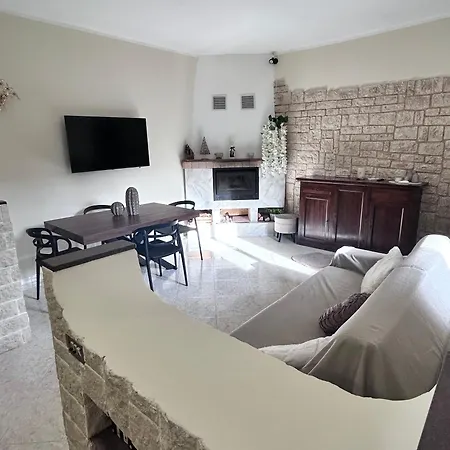 Apartment Realty Company Arenula Rome